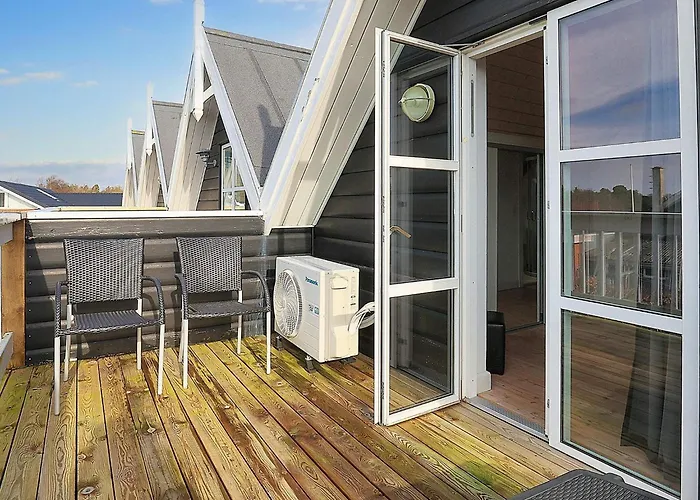 4 Person In Blavand-by Traum